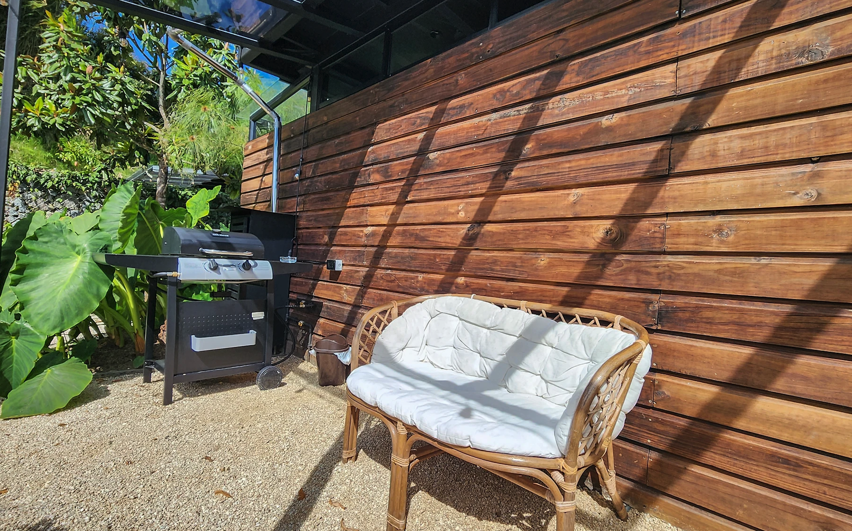 BBQ al aire libre en cabaña o glamping